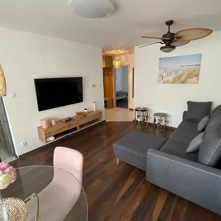 Apartament Przy Uzdrowisku. Kamien Pomorski Exteriér fotografie